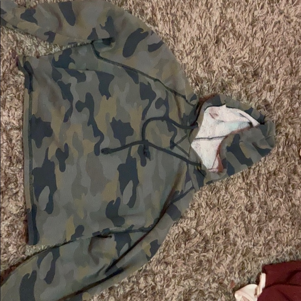 Army cropped sweater with a hood